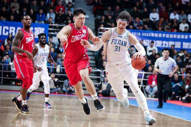 cba CBA官宣一重大消息，恭喜杨鸣辽篮成大赢家，广东队要吃大亏了