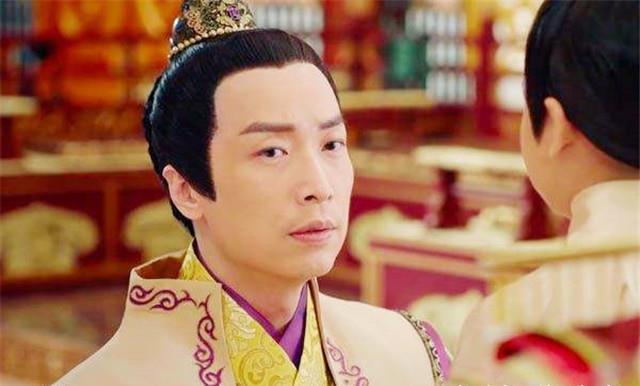 换句话说,李旦能够当上这个皇帝,都是儿子努力付出换来的.