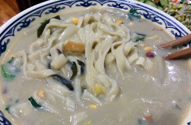 山西有看头美食篇襄汾油粉饭