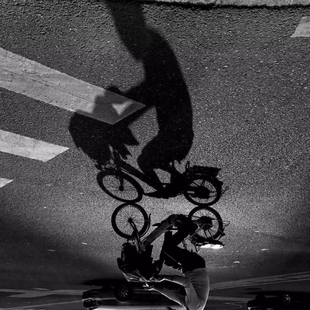 倒置构图颠倒的世界也有独特美感