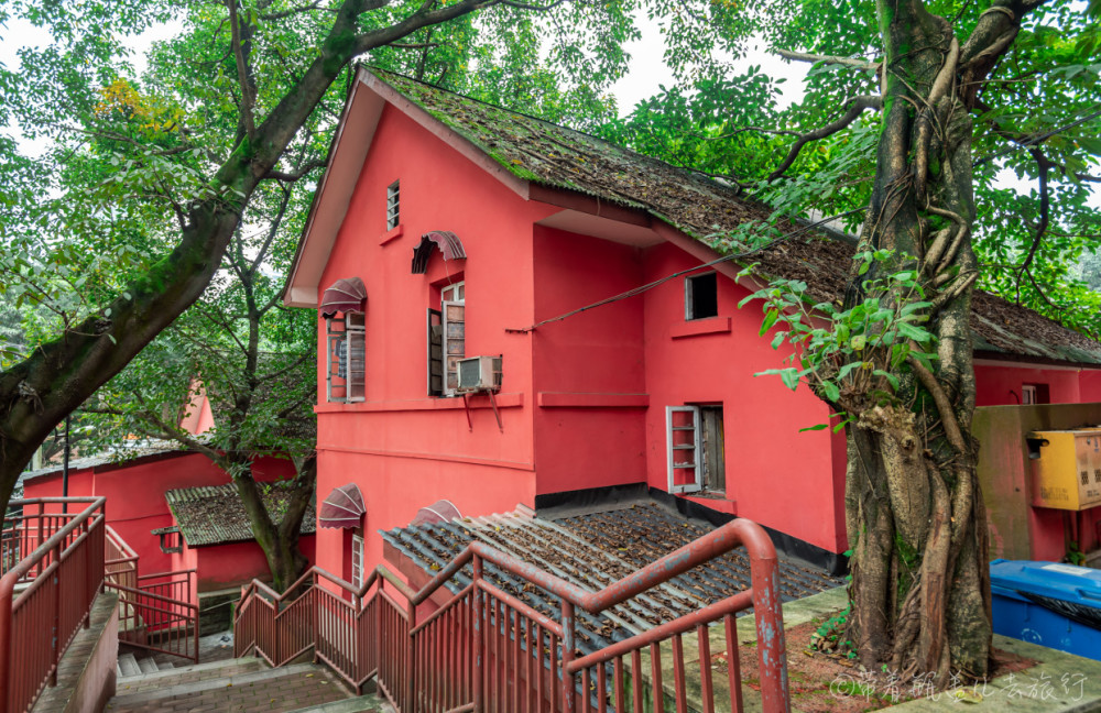 这片藏在老旧居民区的红房子6栋24户据说过去只有专家才能住