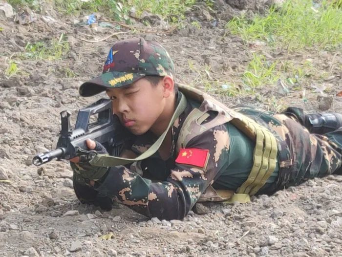 强推 天津 在浓郁的部队氛围中 与军人同吃同住 学习受益一生的优良品质 腾讯新闻