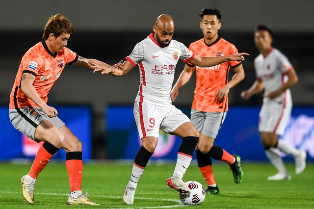 中超 3-1！海港2连胜！奥斯卡爆发世界波，24岁新星进球，拿下中超黑马