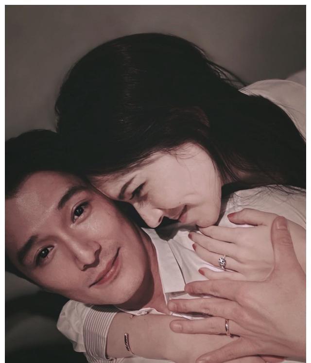 张钧甯绯闻男友邱泽闪婚迎娶37岁二婚女星许玮甯引发网友热议