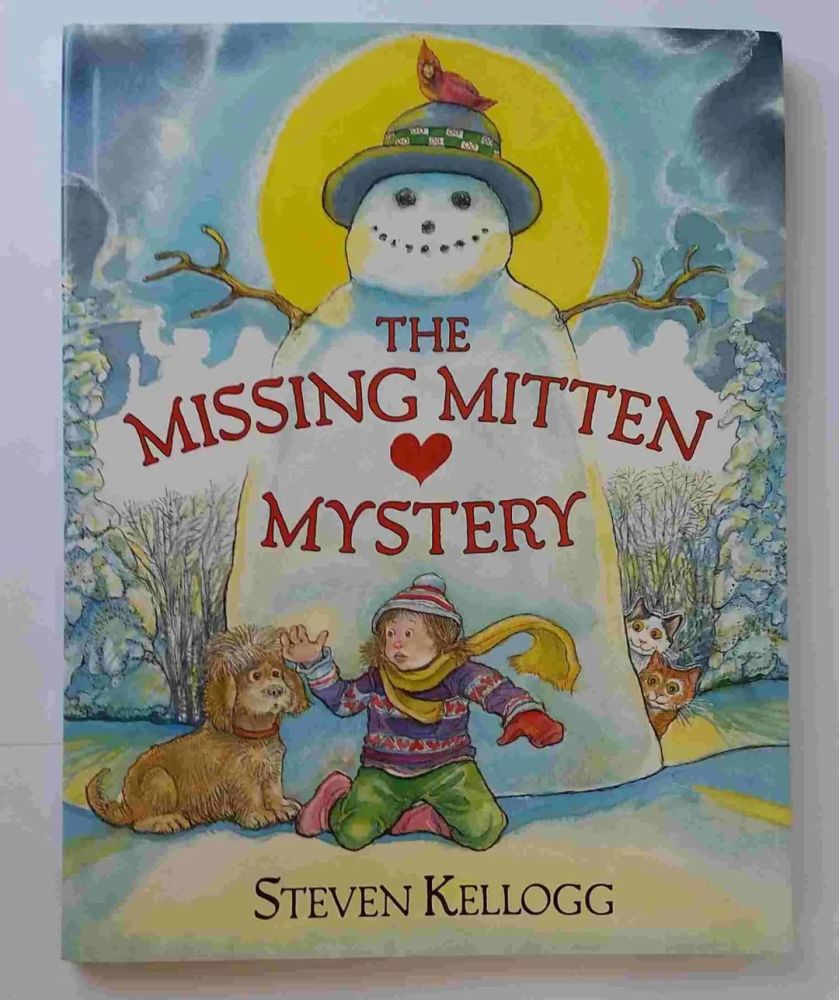 所以每年12月份的时候,我都会给孩子们读一本关于手套(mitten)的绘本.