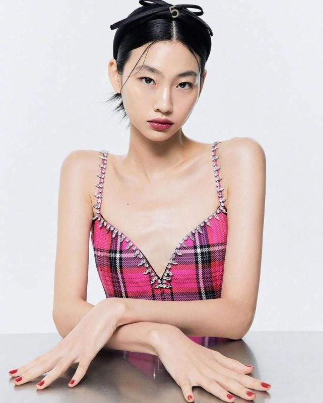 组图:2021韩国影视圈"最强新人"郑浩妍,百变超模可盐可甜