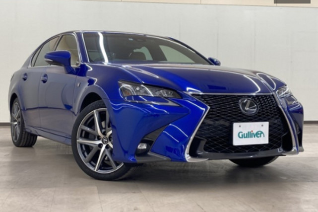 上街比宝马5系回头率高雷克萨斯gs实拍运动外观搭35l四驱