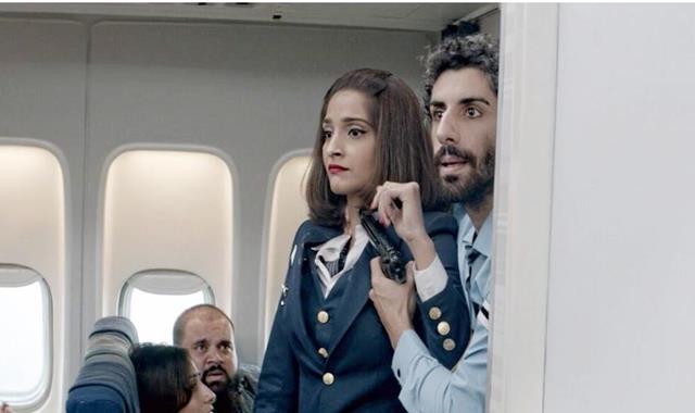 真实的成功劫机事件匪徒拿到140万赎金跳机逃生消失48年