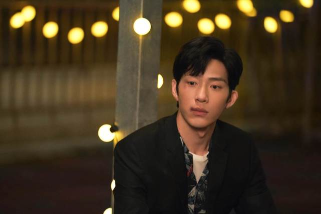 票房灵药又显灵不油不腻井柏然驾驭艰深职人剧