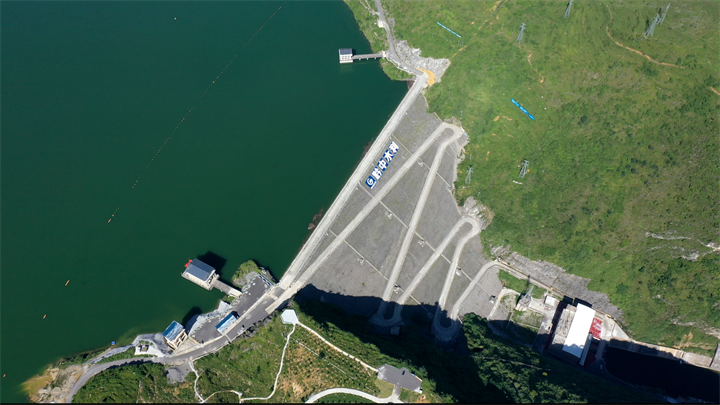 相当于再增加4个黔中水利枢纽的供水能力,在全省范围内基本解决区域性