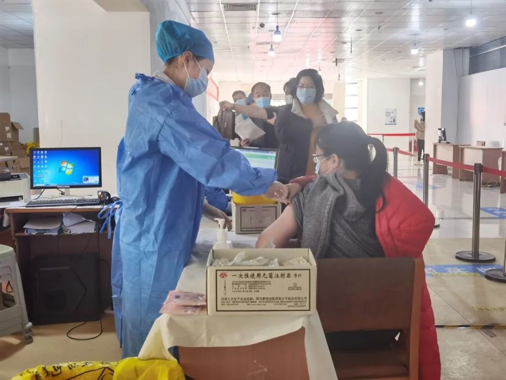 接种过康希诺腺病毒载体新冠疫苗的小伙伴请尽快到五华区四个专场接种