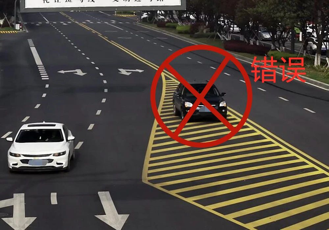 开车压导流线?南昌交警正在严查
