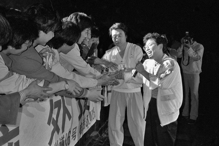 35年前的《血戰臺兒莊》，賣了2.7億票房，是戰爭片的一座高峰六年級上冊語文知識點乘風語文網課怎么樣