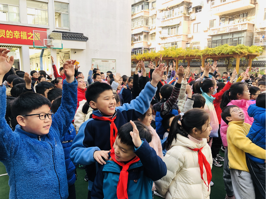 校園新聞炫酷的科學小實驗之生活科普大講堂走進南京市南昌路小學