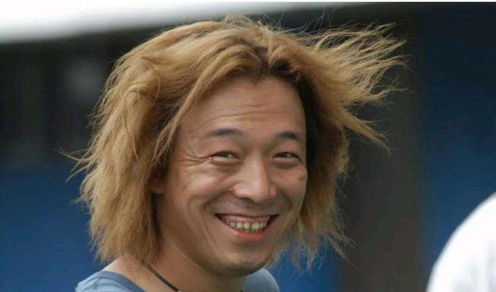 年入百万却送父亲去养老院黄渤的清醒打了多少人的脸