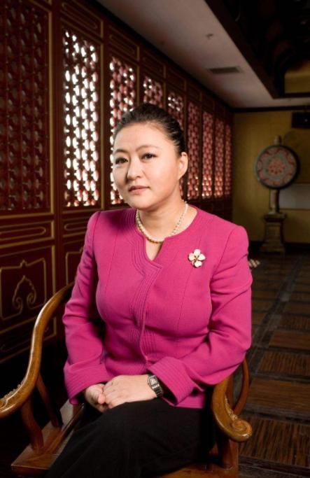 投资天后徐新成就刘强东捧出网易老总那些首富们背后的女人