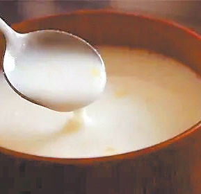 晚清翰林张世英,字育生,秦州世家西厢张氏后裔,为官清正,致力于教育救