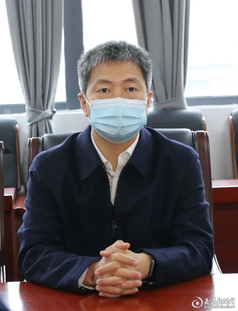 曾超群:加强传染病防治基础设施建设 确保人民群众身体健康生命安全