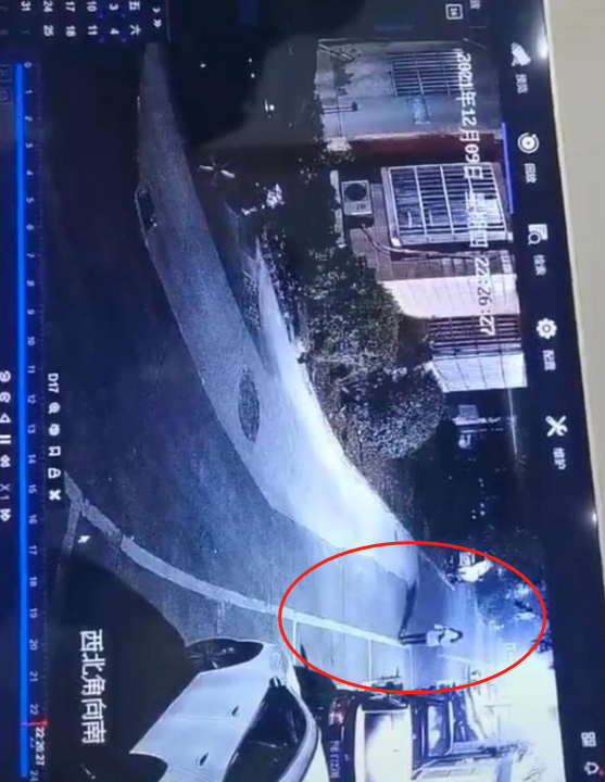 23岁女孩上夜班失踪监控拍下最后的画面裤子成最大疑点