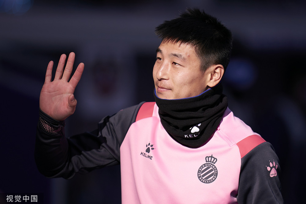 西媒:武磊赛季首球吹响反击号角 错失单刀失误依然很多