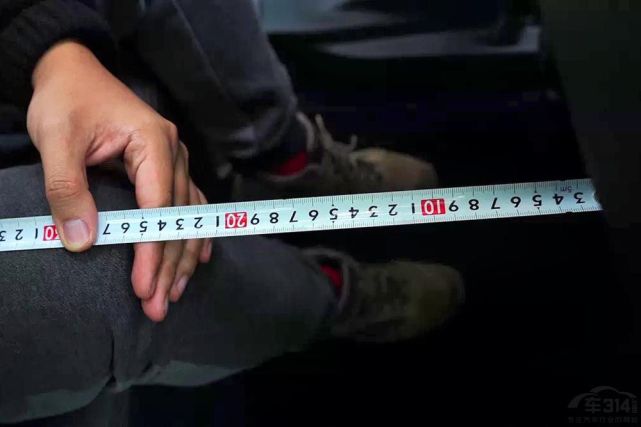 试驾福特evos既享油车的方便也能感受电动车的智能