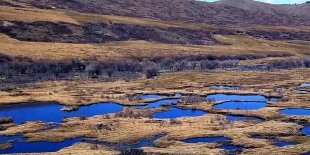 拉锡发现星宿海并非真正源头,其上还有三山,三山上的泉水汇聚一起流入