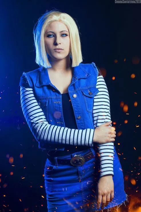 cosplay!龙珠-人造人18号@kurai_ame 意大利小姐姐甜美出演 sss