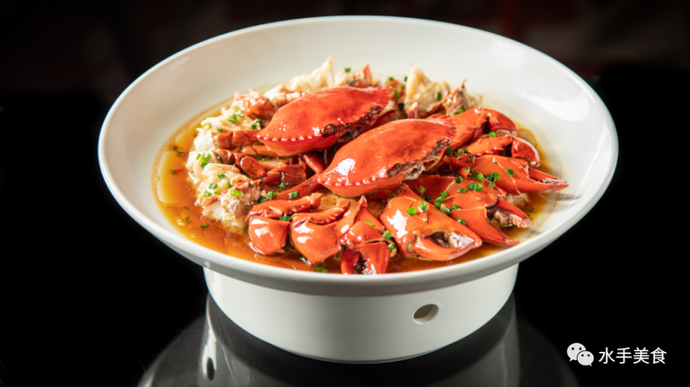 陈年花雕蒸肉蟹.冰镇澳洲游水鲍鱼.葱油虾籽参.古法深海大黄鱼.