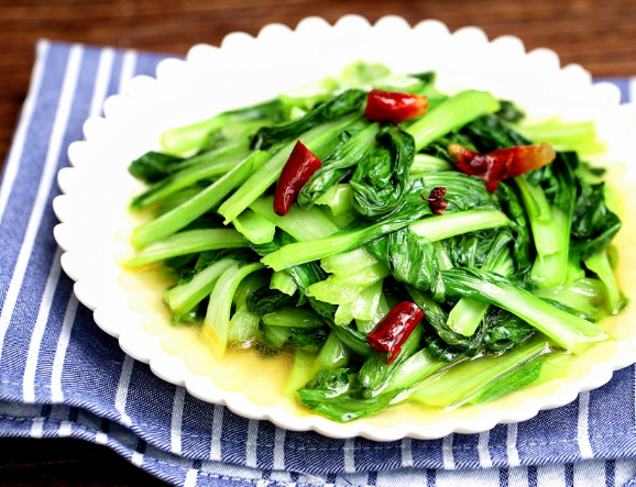 饭店的清炒小白菜为啥好吃掌握这4个窍门出锅鲜嫩爽脆不出水