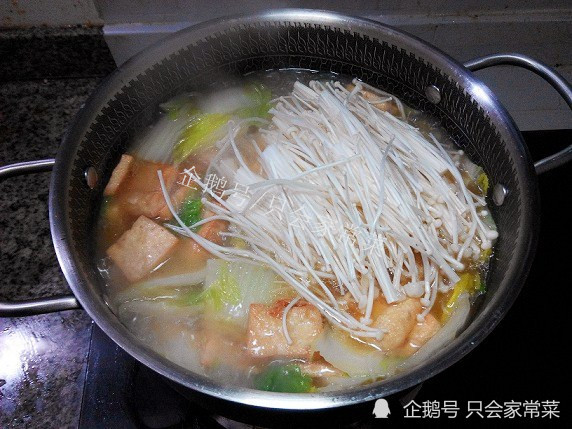 白菜豆腐粉絲湯:做法家常有營養,簡簡單單就很鮮美