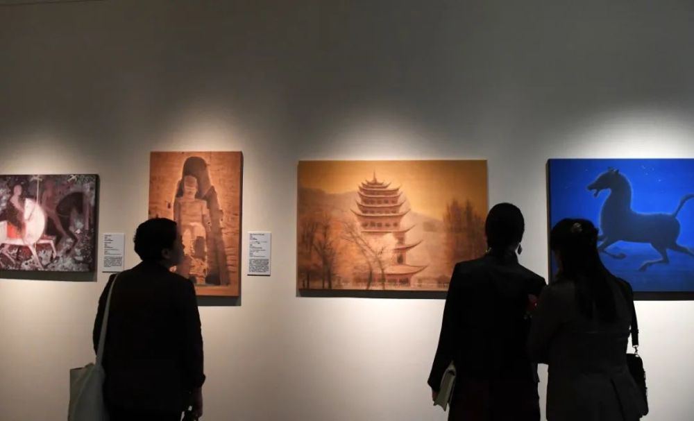 曾任东京艺术大学校长的平山郁夫曾临摹过奈良法隆寺壁画,他到敦煌