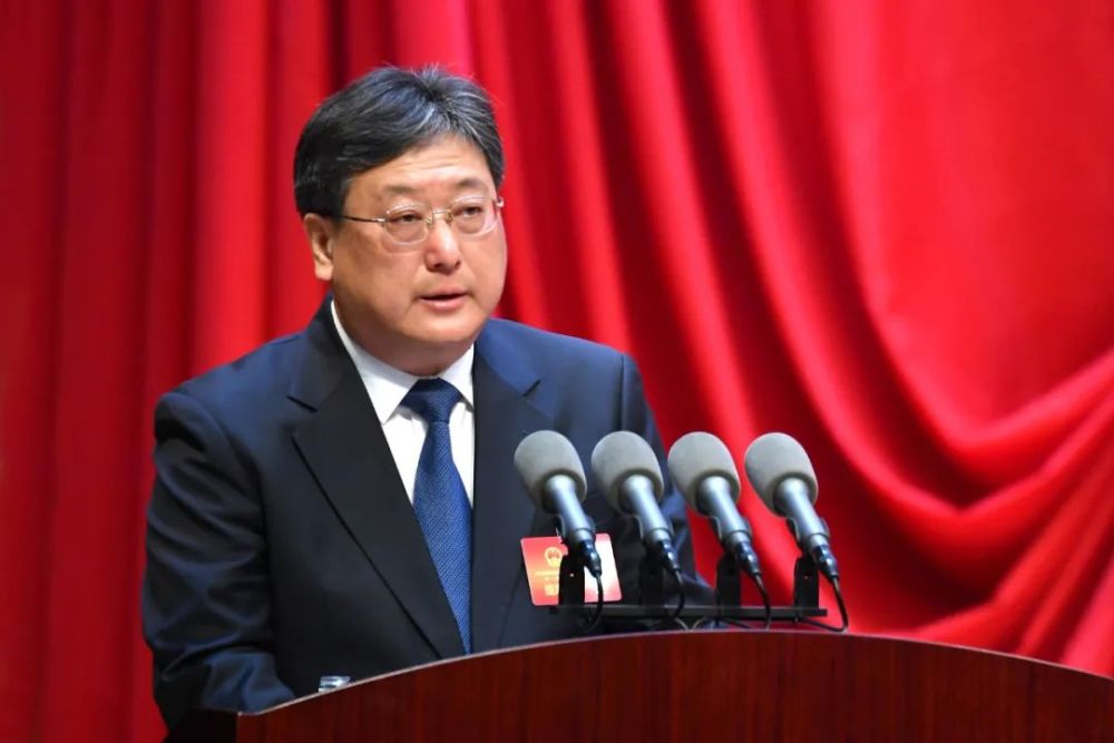 房山两会刘兵在北京市房山区第九届人民代表大会第一次会议上作人大