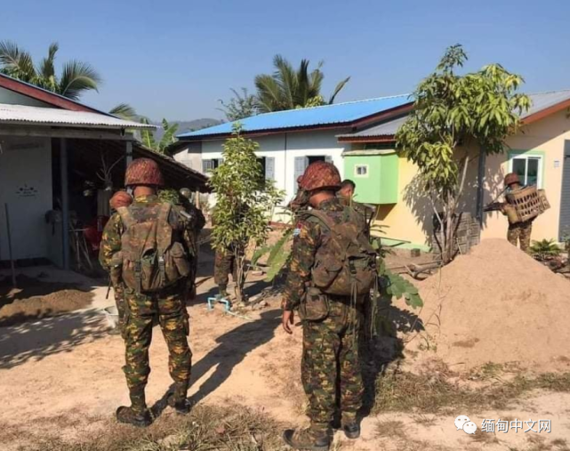 克倫邦消息,12月14日,度巴拉亞縣勒格果鎮區內,近200軍方士兵組成的搜