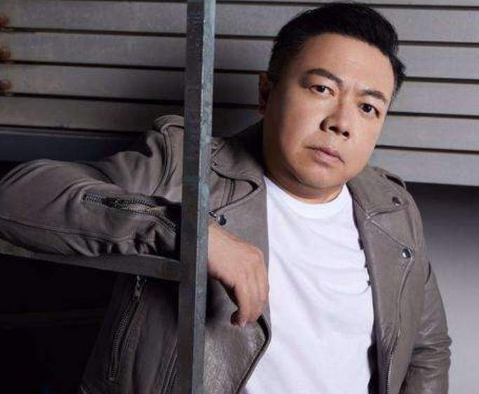 知名男星董至成鼻子变大被质疑整容承认做了微整但只动过眼睛