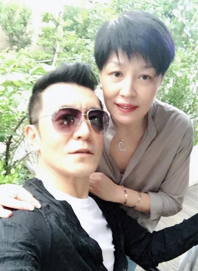 哈文李咏病逝后不改嫁定期给婆婆生活费我永远都是李家的人