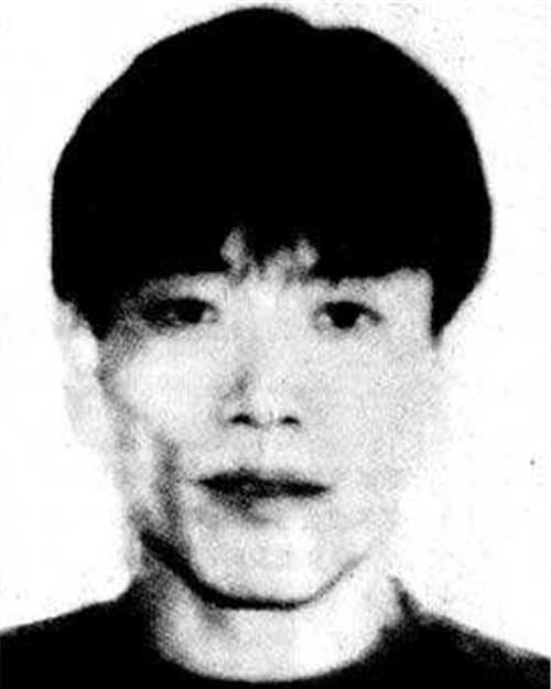 世纪贼王季炳雄被178个国家联合通缉潜逃17年现如今怎么样了