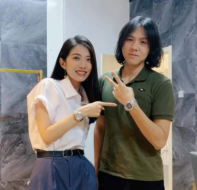 网红大能拍摄变身视频秒变征服里的高二林只能说一模一样