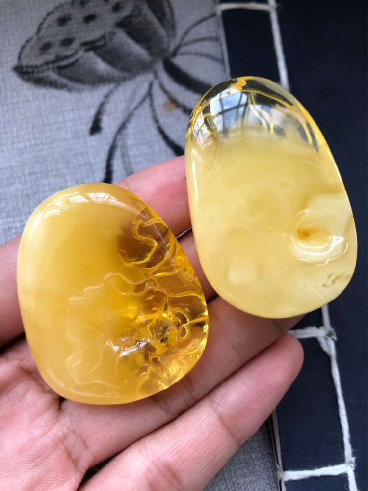 蜜蜡金绞蜜鲤鱼寓意