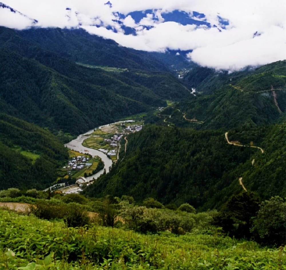这条七寸被人掐住,那么东北七邦到底是印度领土还是独立建国,都得看
