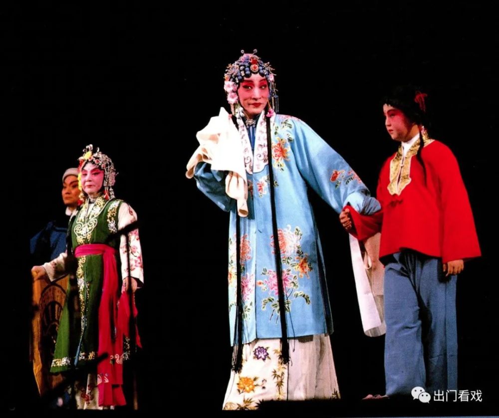 赵荣琛《锁麟囊》"归宁"一折的薛湘灵没想到薛湘灵的沉吟,思虑,反倒