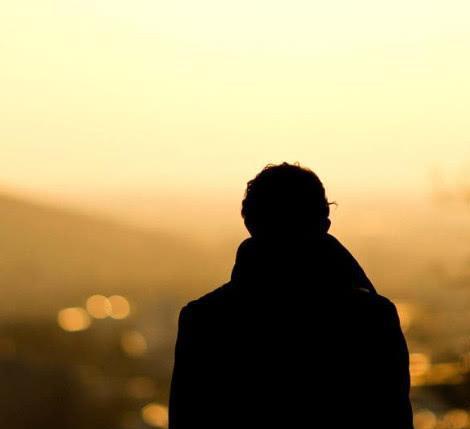 心理测试你觉得哪个男人的背影最帅测他是有苦自己扛的人吗