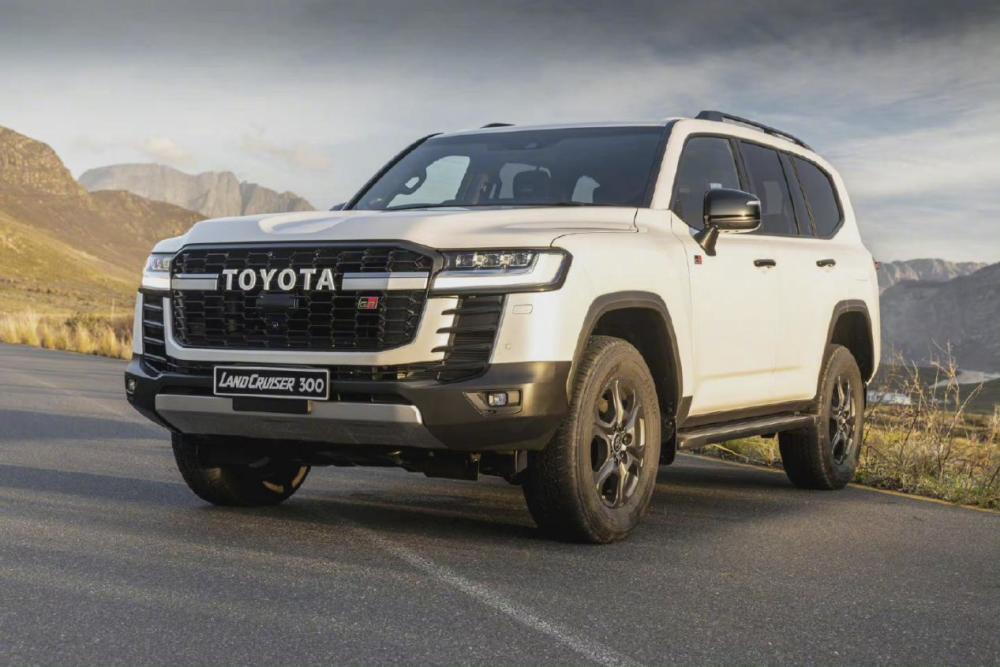 160万买部丰田lc300grsport版本即将开售