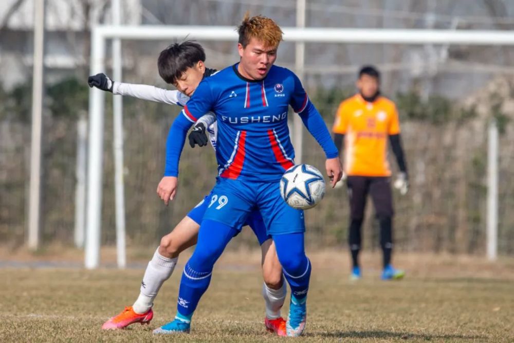 聊博超,甲级联赛华谊津冠的门将时萌,超级联赛大吉利餐饮文娱队中