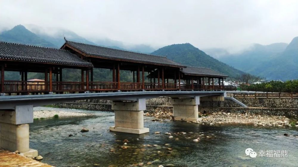 逐梦"绿富美","大赤溪"乡村旅游格局也逐级明晰,九鲤溪水域风光,下山