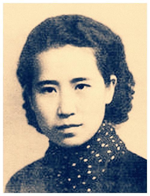 因不忍破坏他人家庭,选择永不相见,孤老终生|老舍|胡絜青|赵清阁