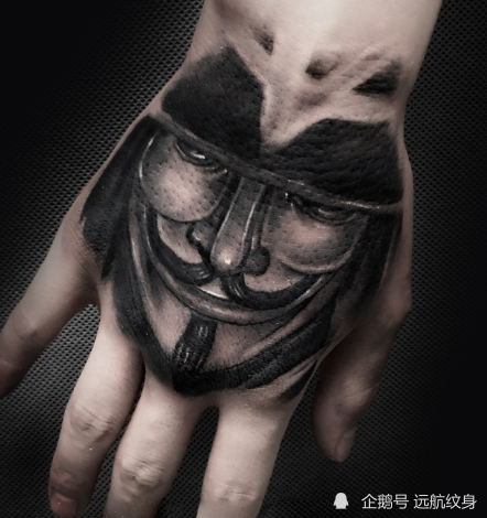 在江苏无锡纹身师为什么不建议在手背纹身