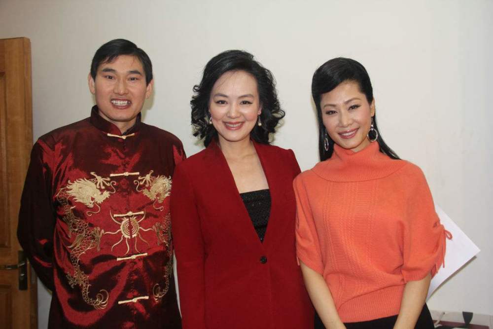 陈亚男究竟做了什么让大家如此愤怒主持人劲彬点评一针见血