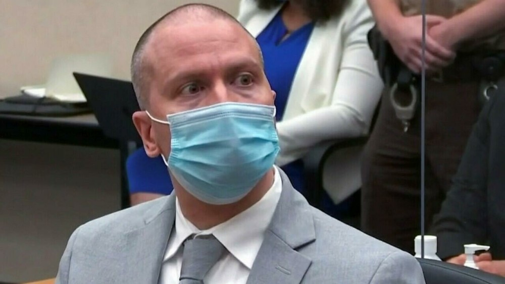 明尼阿波利斯前白人警察德雷克·肖万报道介绍,肖万于6月份因2020年5