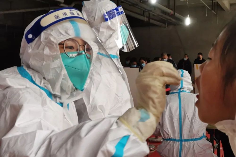 又双叒叕出征城北人硬核驰援第三轮全员核酸检测