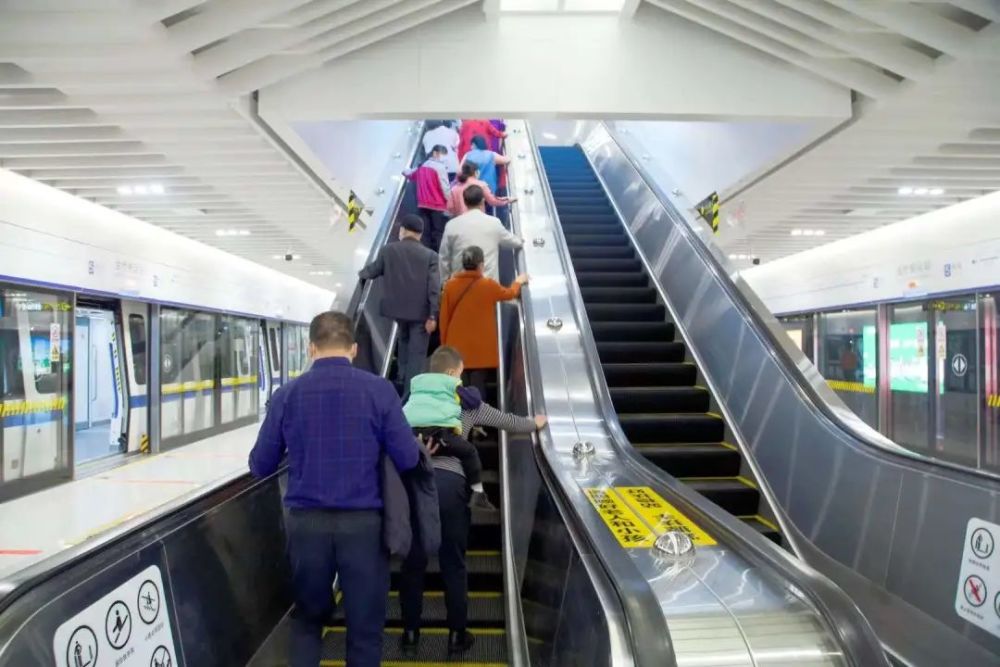 黑科技尝鲜南宁市民智能玩转地铁5号线